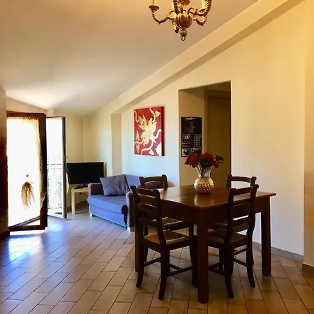 شقة L'arciere تشلانو